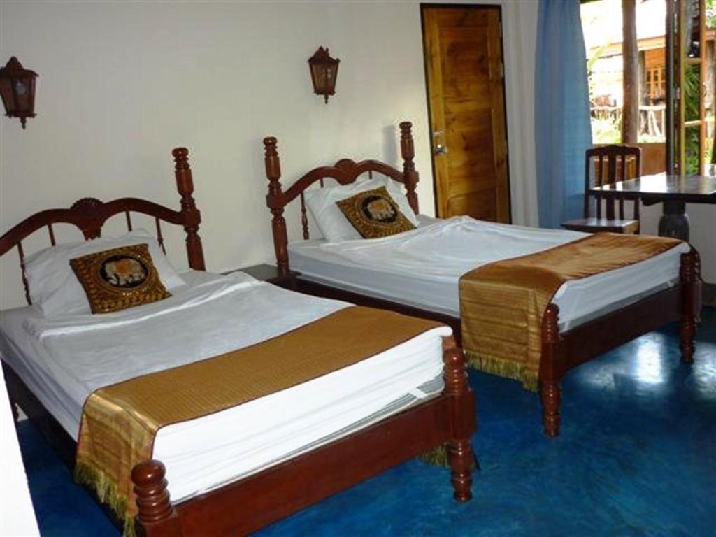 Euro Lanta White Rock Resort Koh Lanta Exterior foto