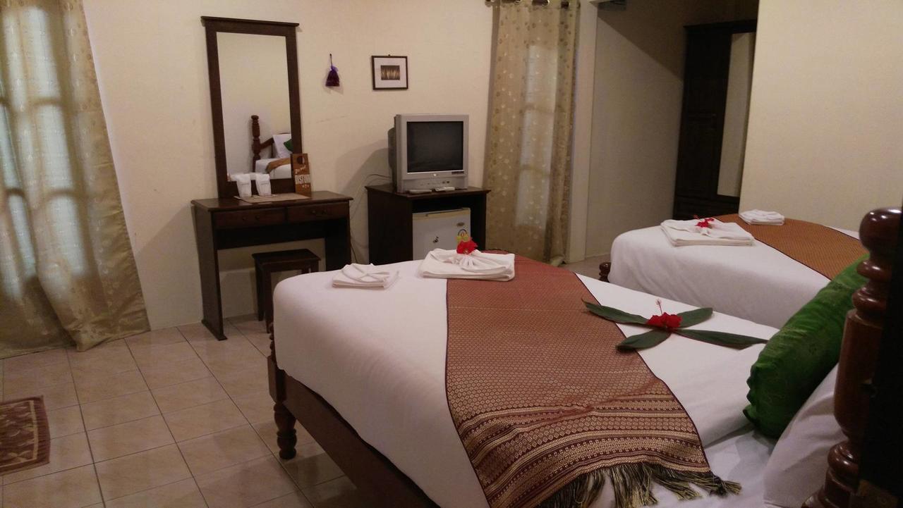 Euro Lanta White Rock Resort Koh Lanta Exterior foto